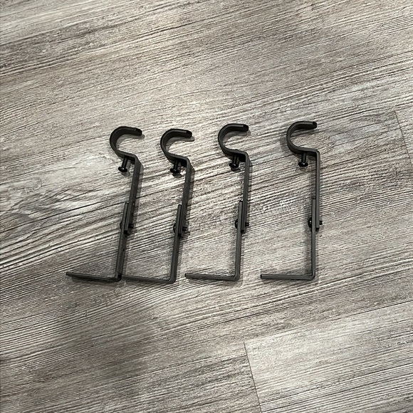 Set of 4-Single Curtain Rod Extendable Brackets Bronze-Like New - Picture 13 of 16